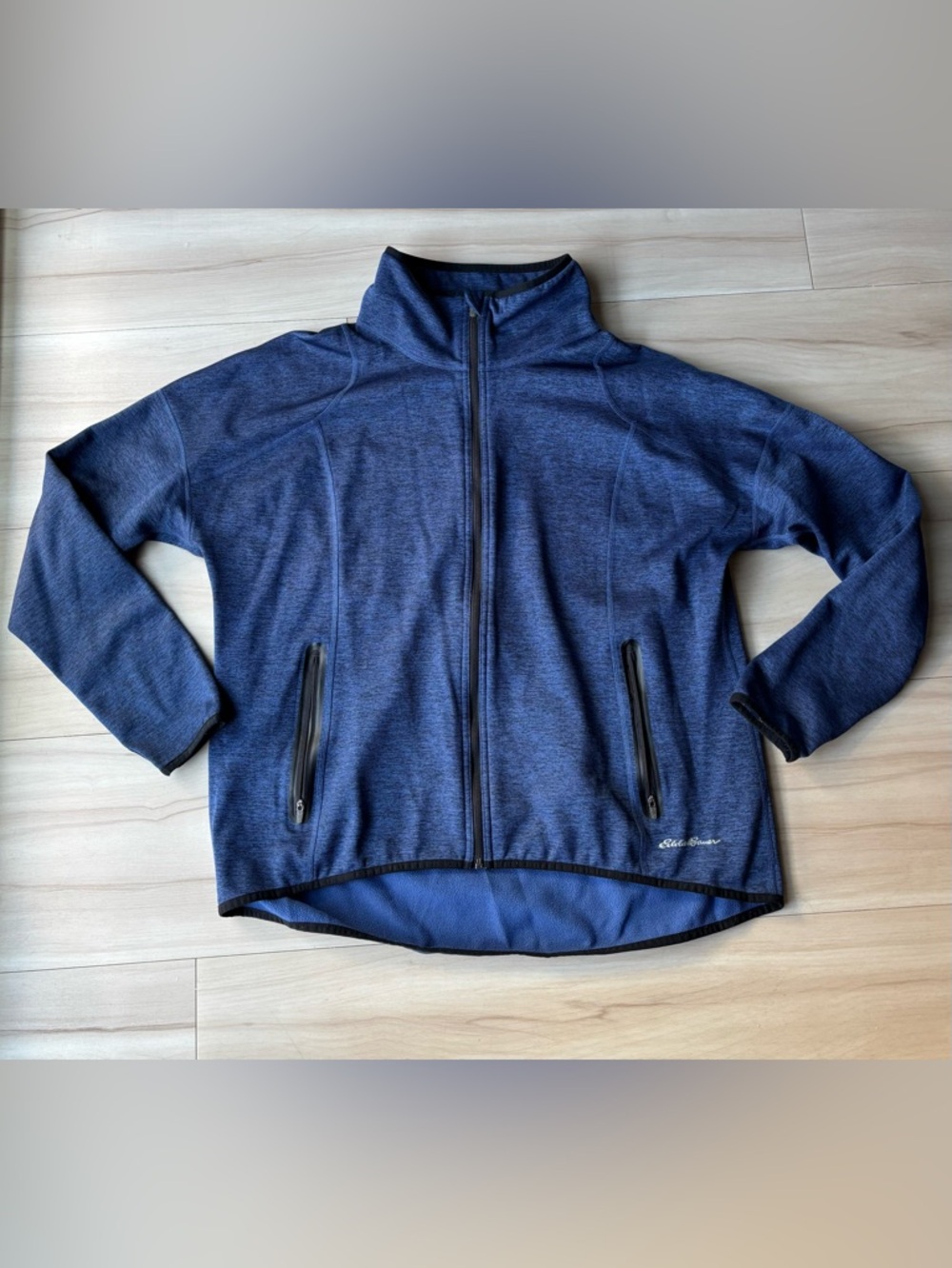 Eddie Bauer Women’s Heathered Navy Full-Zip Performance Jacket